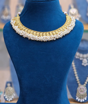 Antique Necklace Set