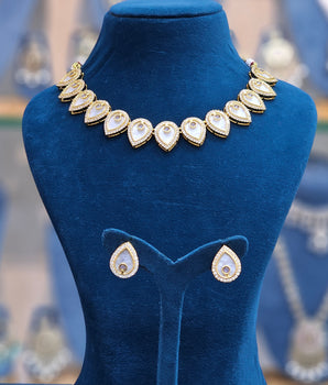 Antique Necklace Set