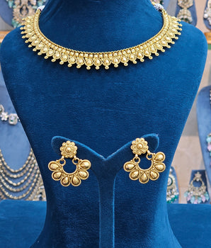 Antique Necklace Set