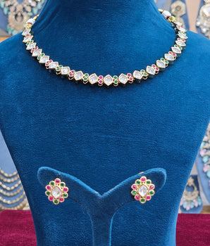 Moissantie Kundan Necklace Set