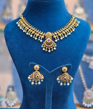 Antique Necklace Set