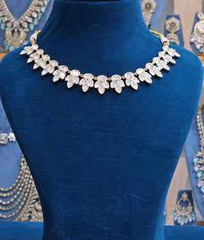 Moissantie Kundan Necklace Set