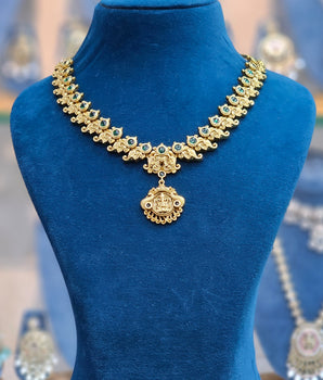 Antique Necklace Set
