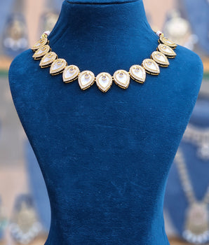 Antique Necklace Set